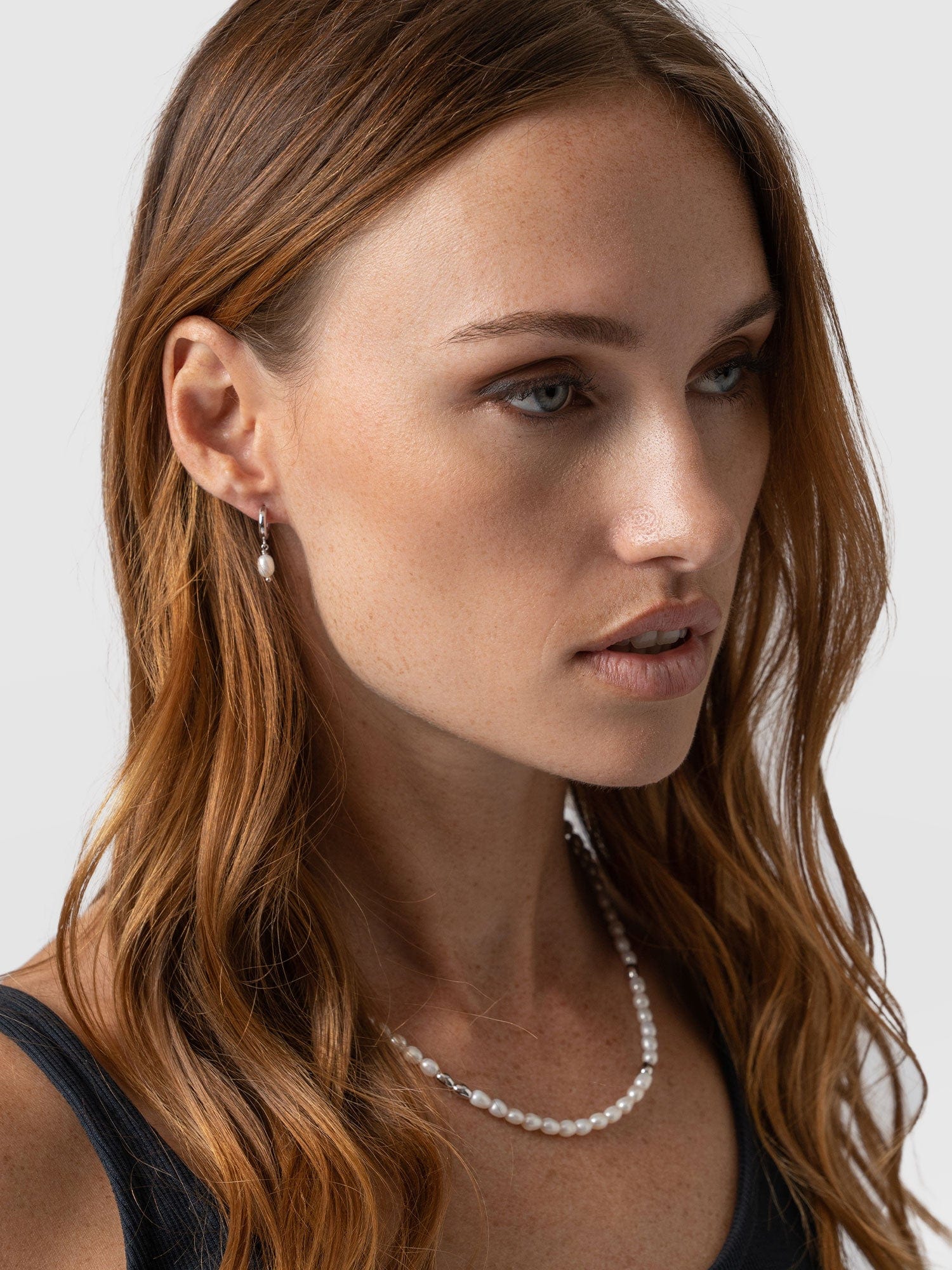 Jacqueline Pearl Huggie Earrings Silver - Women's Jewellery | Saint + Sofia® USA